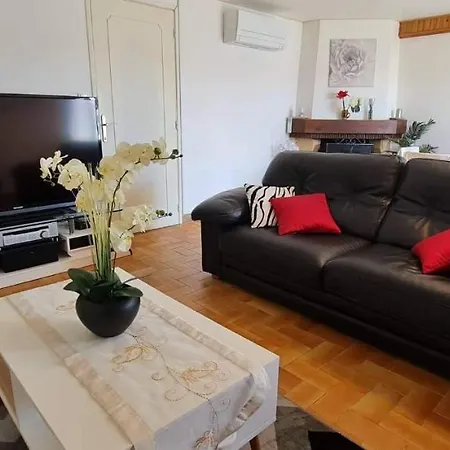 Belle Maison Avec Jardin Rdc T3 De 70m2 Ou Cure Thermale *