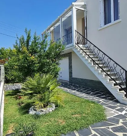 Belle Maison Avec Jardin Rdc T3 De 70m2 Ou Cure Thermale